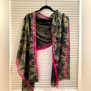 GAP pashmina wrap scarf camo